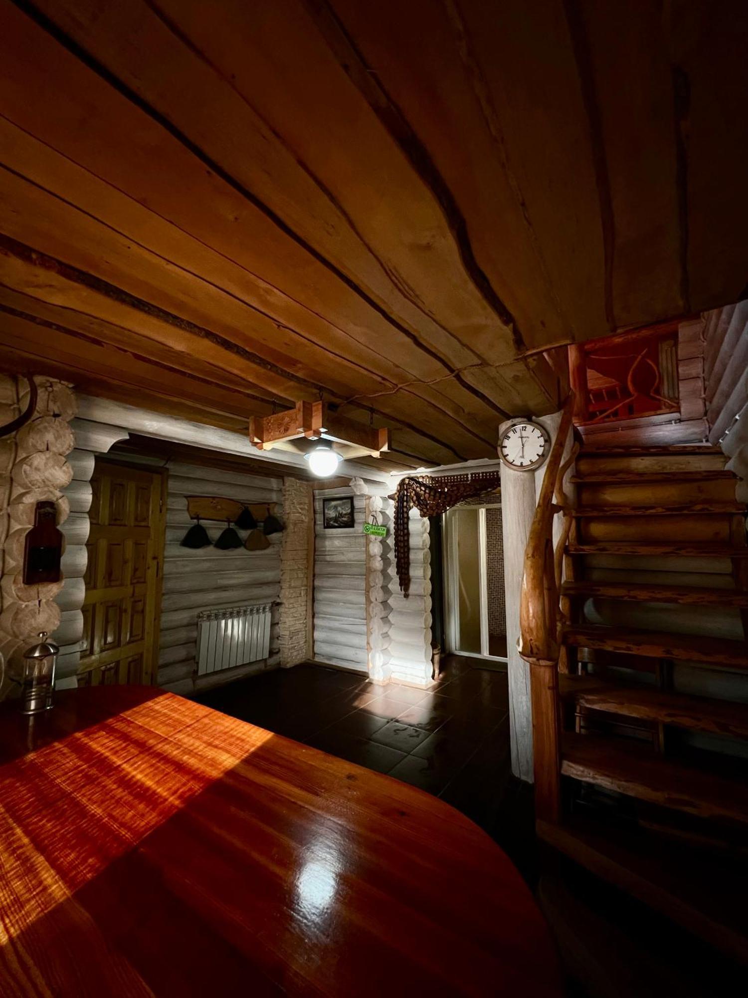 Arnica Hotel Yasinya Luaran gambar