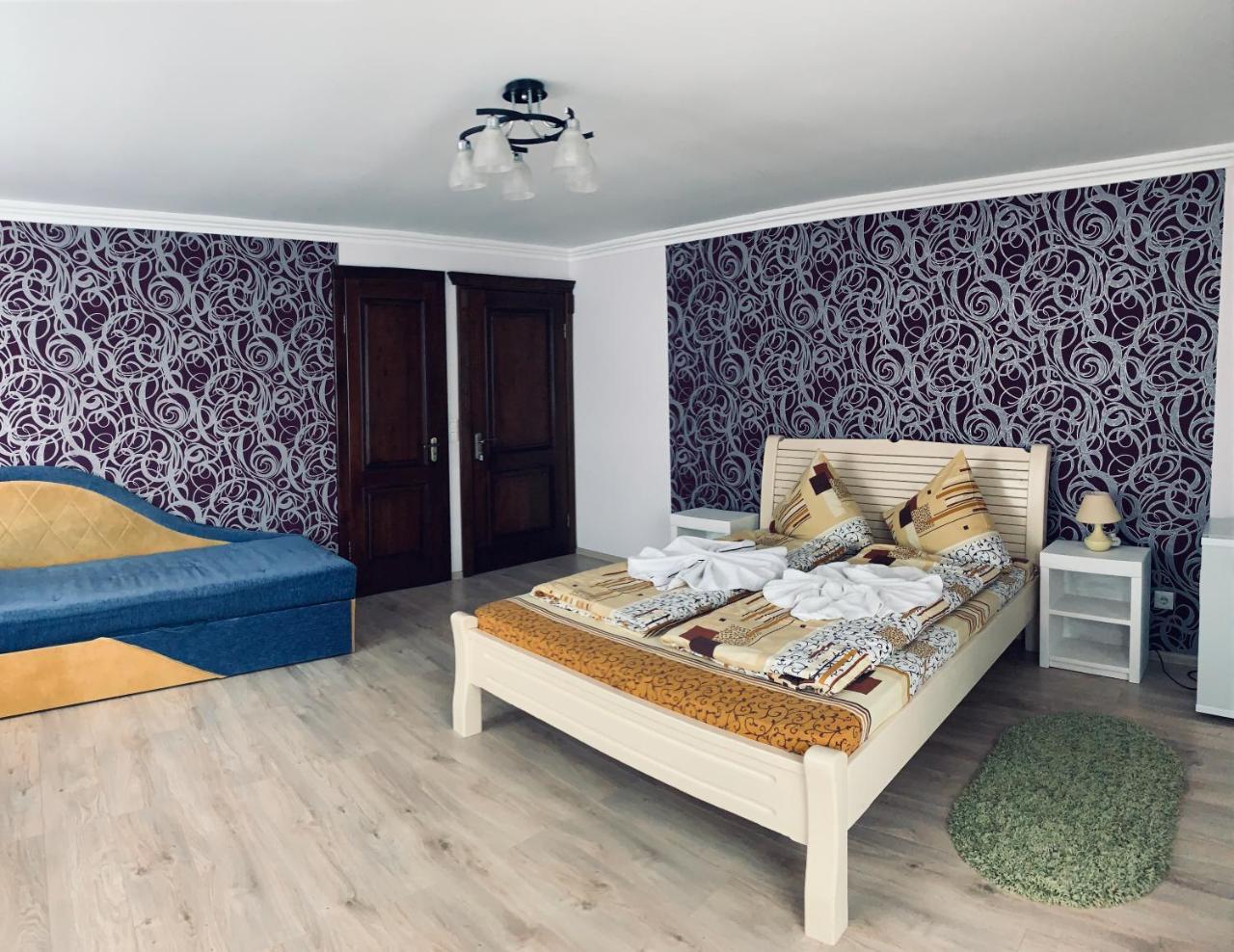 Arnica Hotel Yasinya Luaran gambar