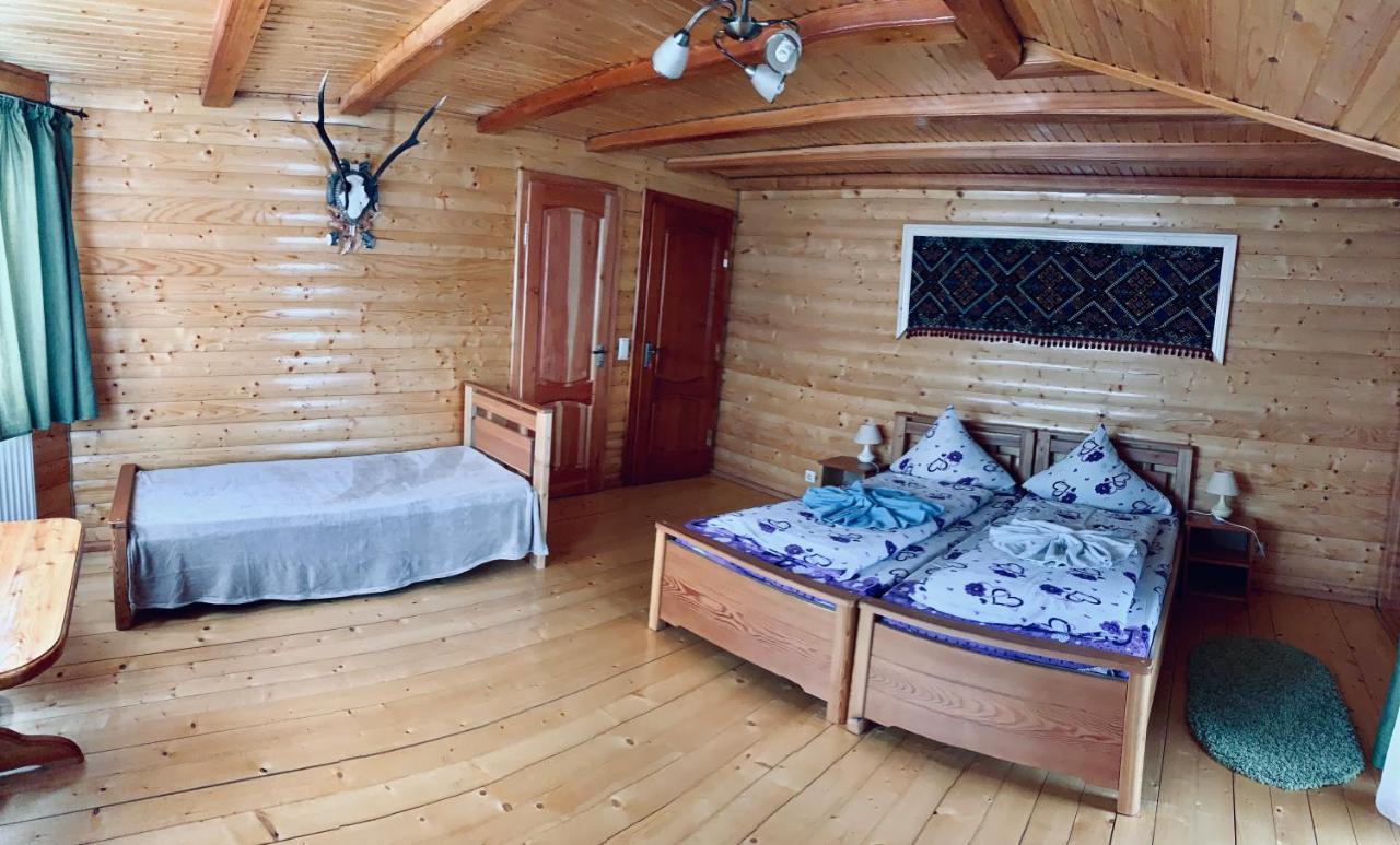 Arnica Hotel Yasinya Luaran gambar