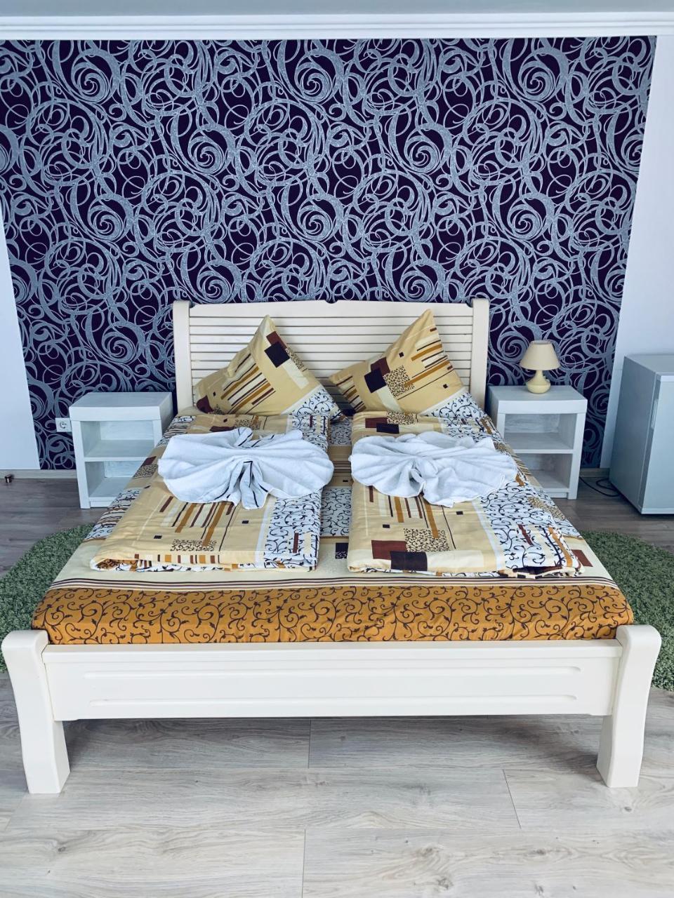 Arnica Hotel Yasinya Luaran gambar